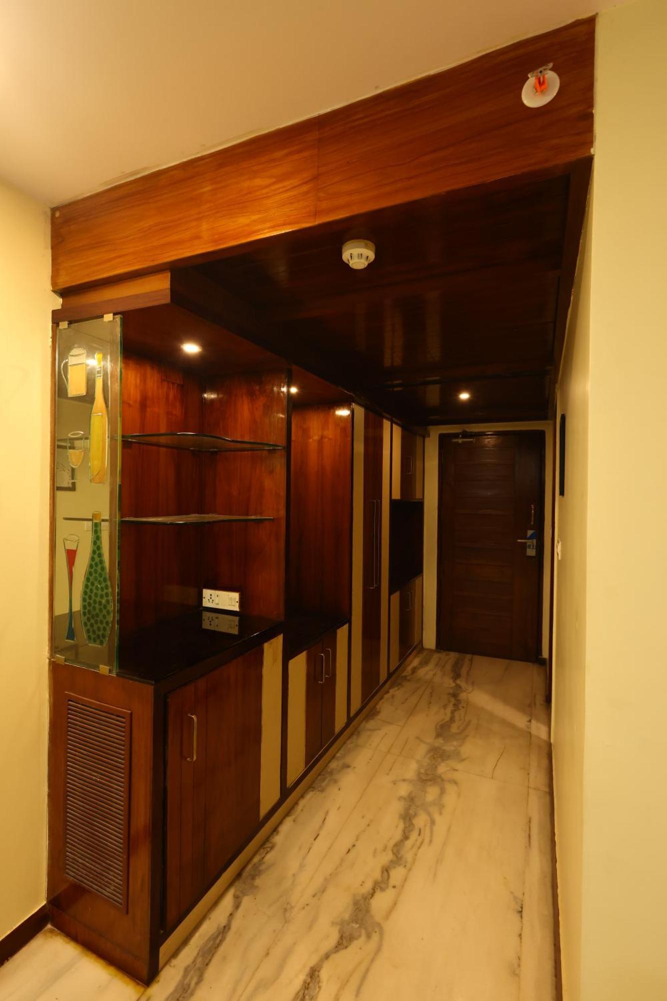 Hotel Lj Dadi'S Grand Visakhapatnam Esterno foto